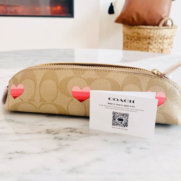 Authentic Coach Pencil Case and Wristlet Set With Signature Canvas Stripe Heart - Picture 7 of 13